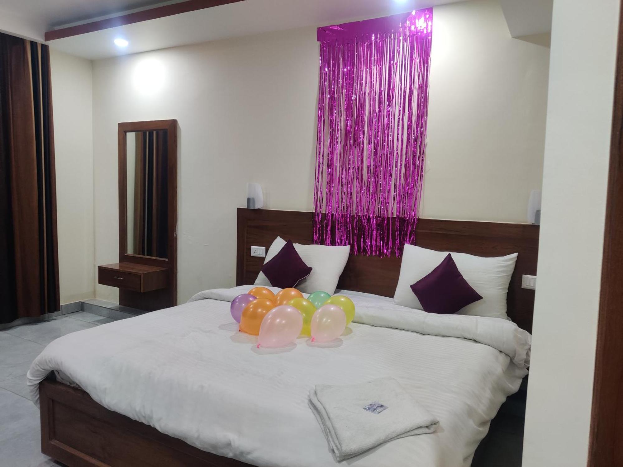Hotel Hv Nāhan 외부 사진