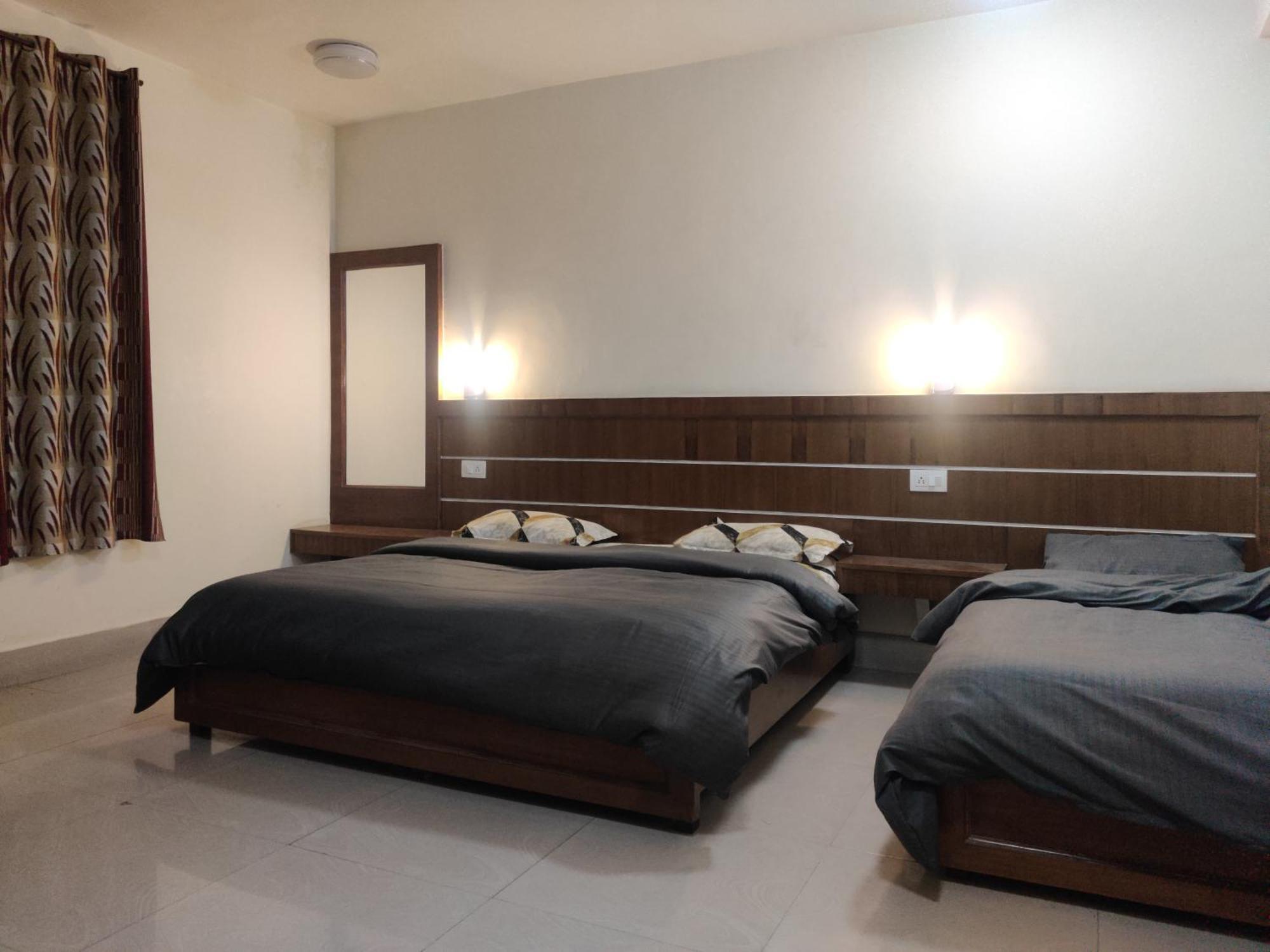 Hotel Hv Nāhan 외부 사진
